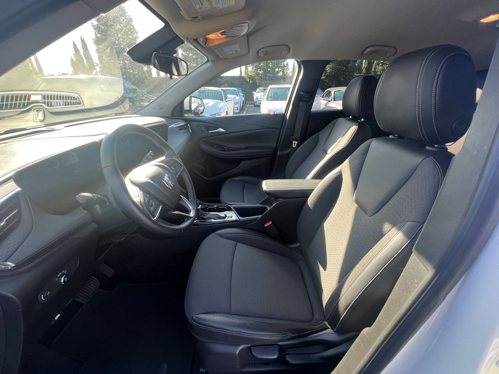 Thumbnail: 2025 Buick Encore GX - 27