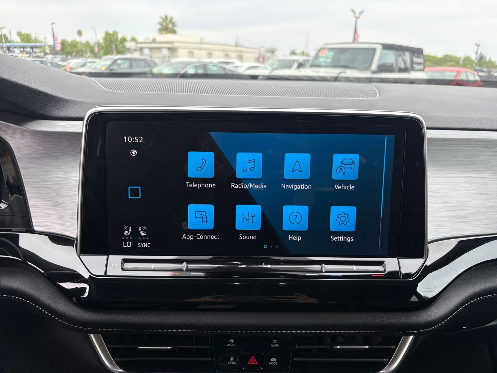 Thumbnail: 2025 Volkswagen Atlas - 21