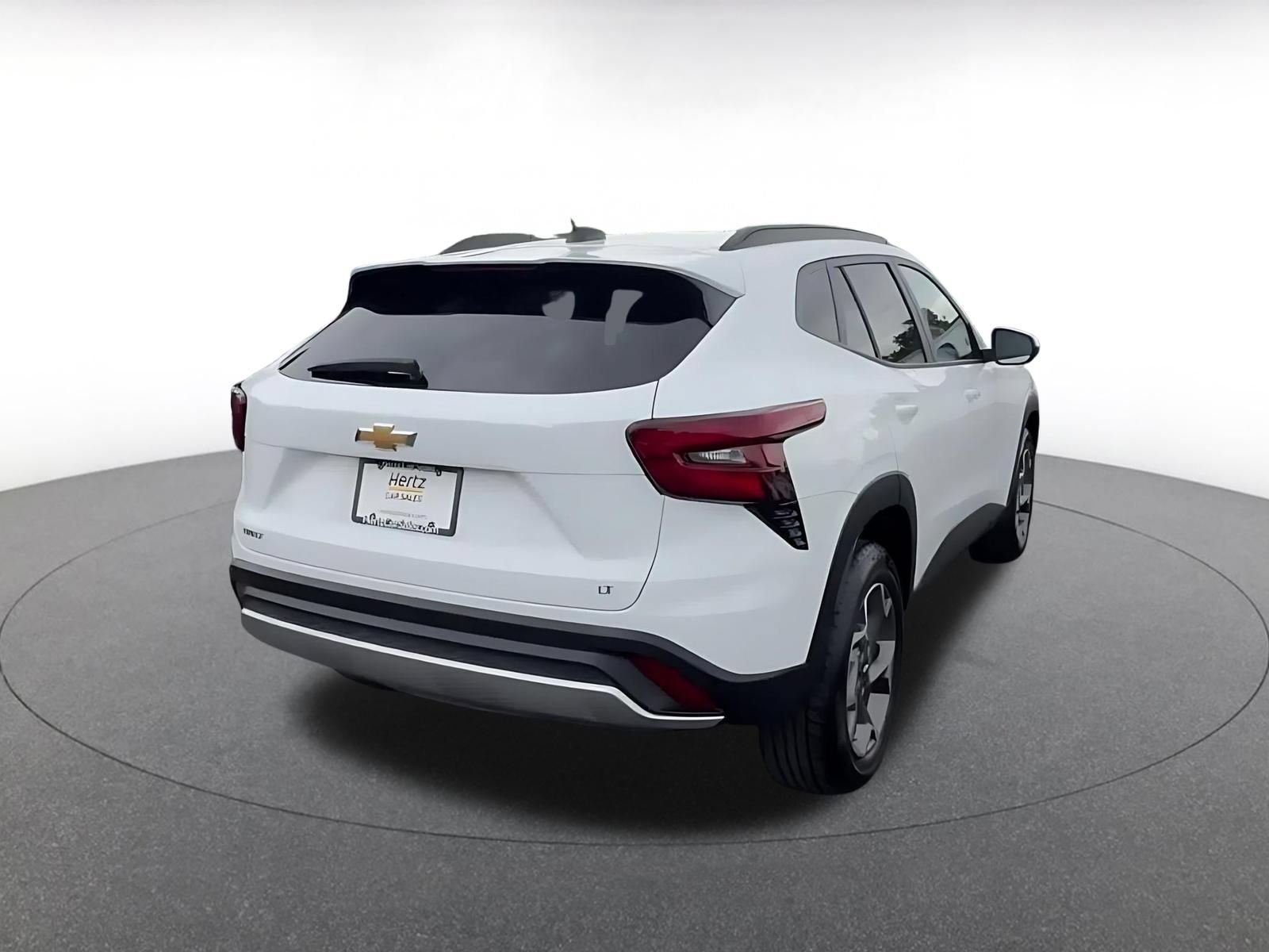 Thumbnail: 2025 Chevrolet Trax - 14