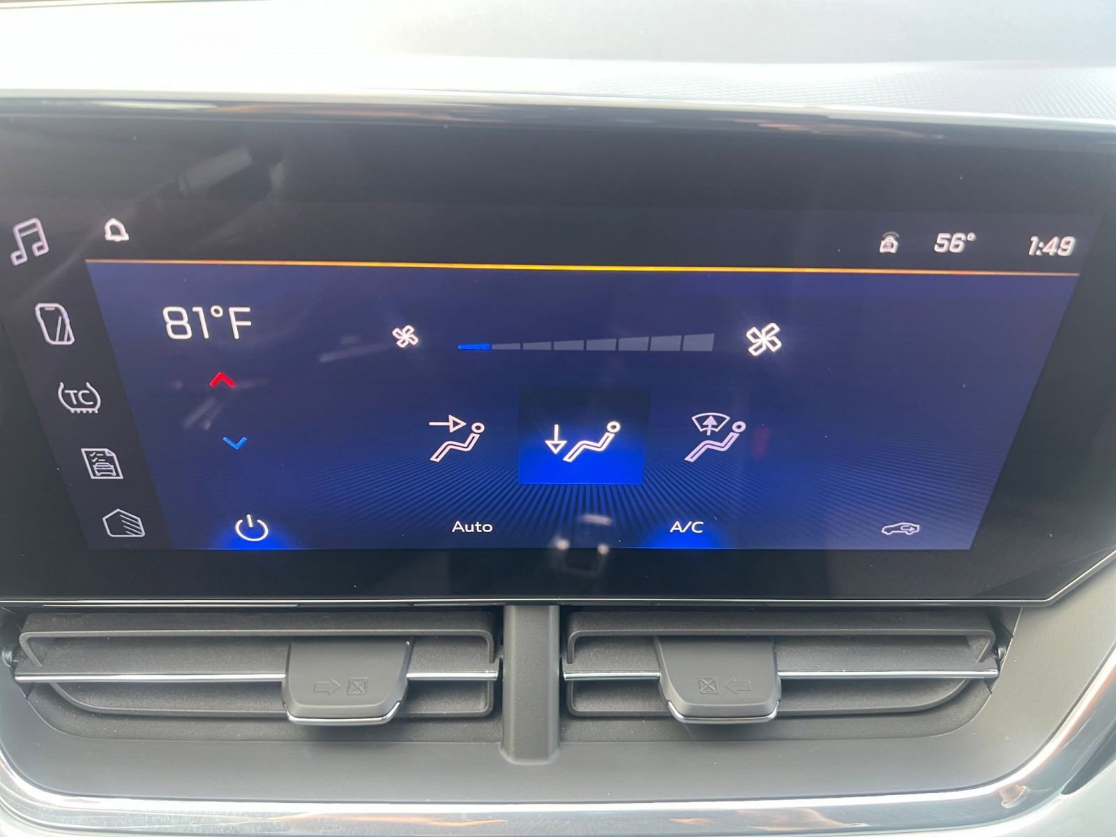 Thumbnail: 2025 Chevrolet Trax - 21