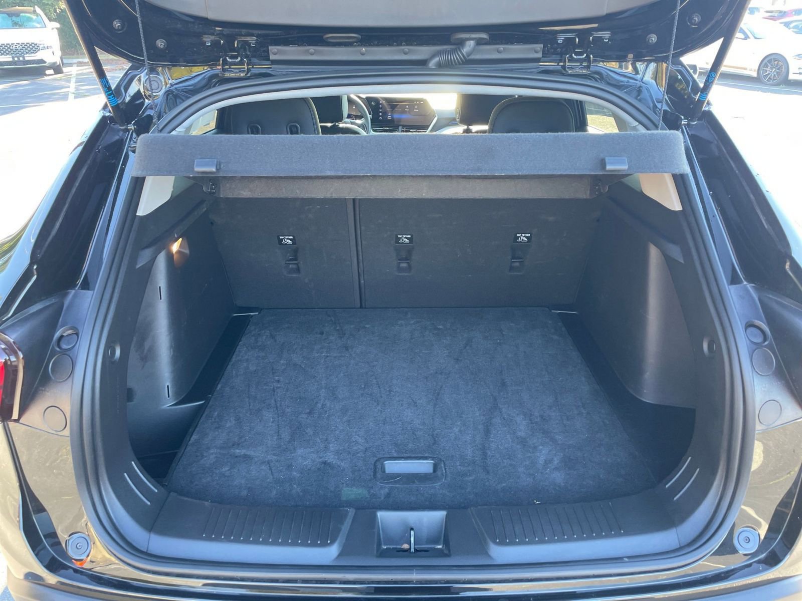 Thumbnail: 2025 Chevrolet Trax - 30