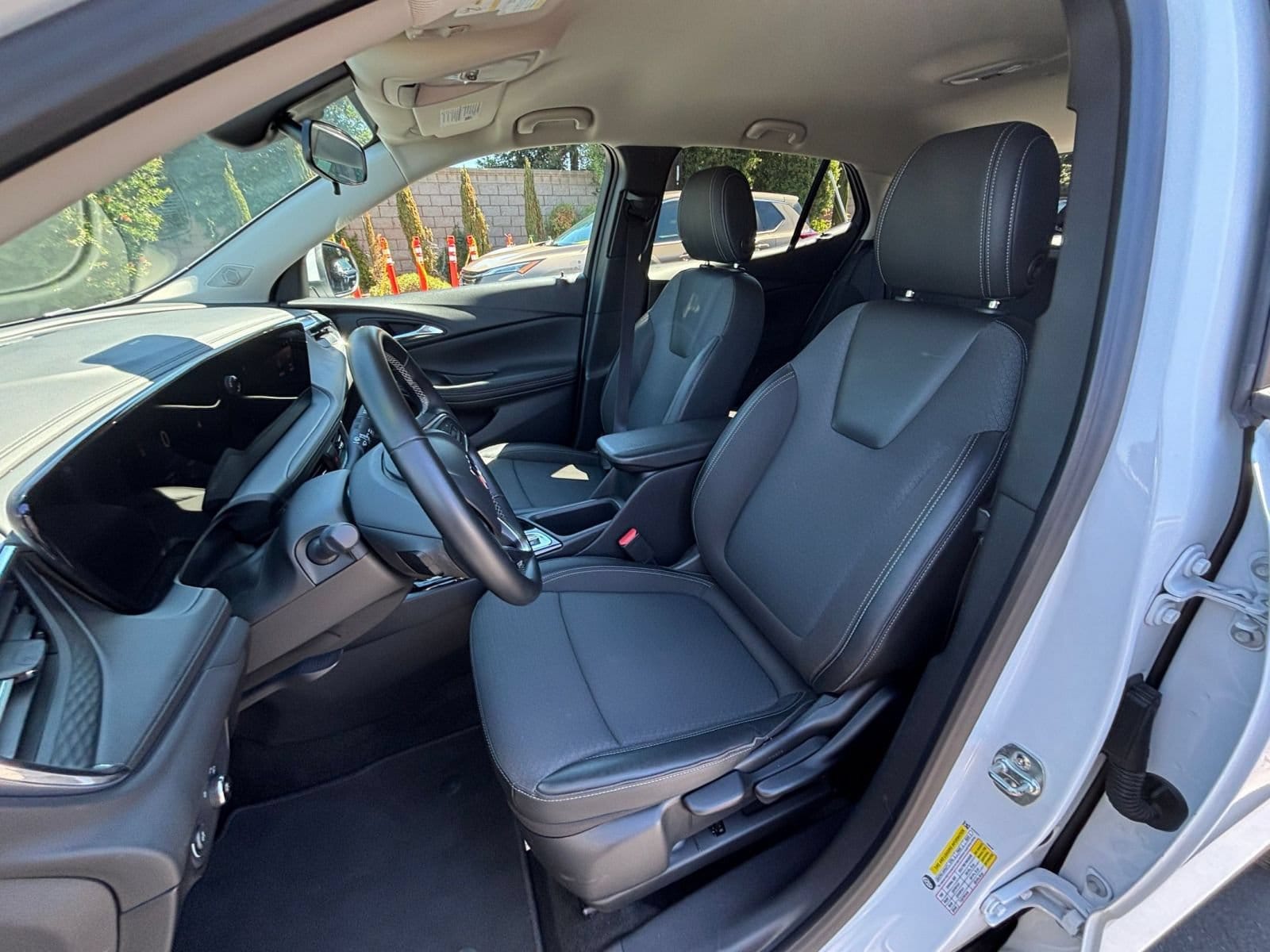 2025 Buick Encore GX Preferred - Photo 34