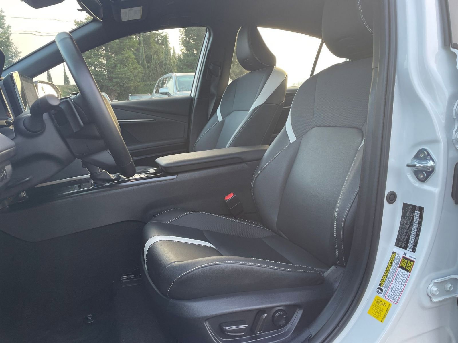 Thumbnail: 2025 Toyota Camry - 31