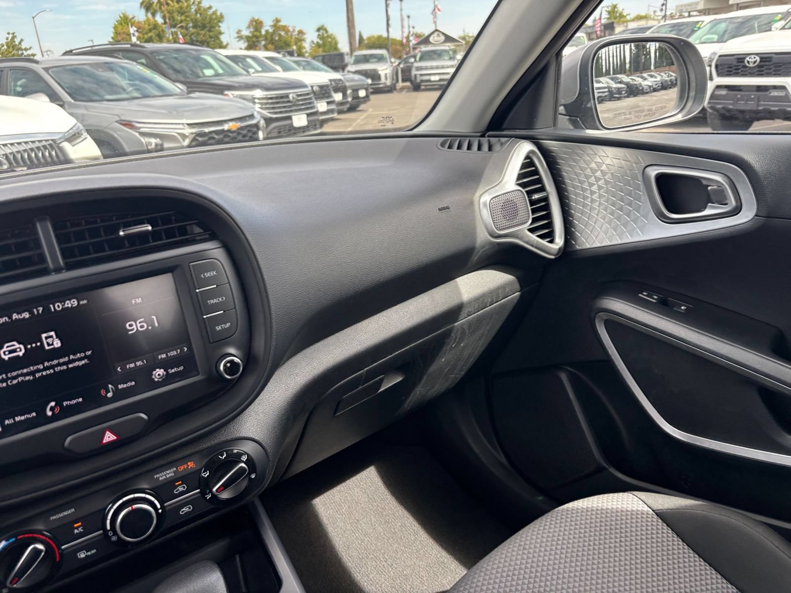 Thumbnail: 2025 Kia Soul - 28