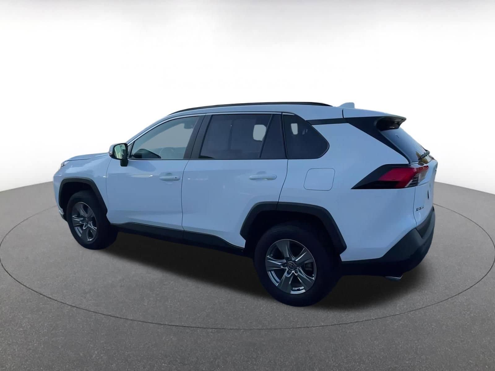 Thumbnail: 2025 Toyota RAV4 - 10