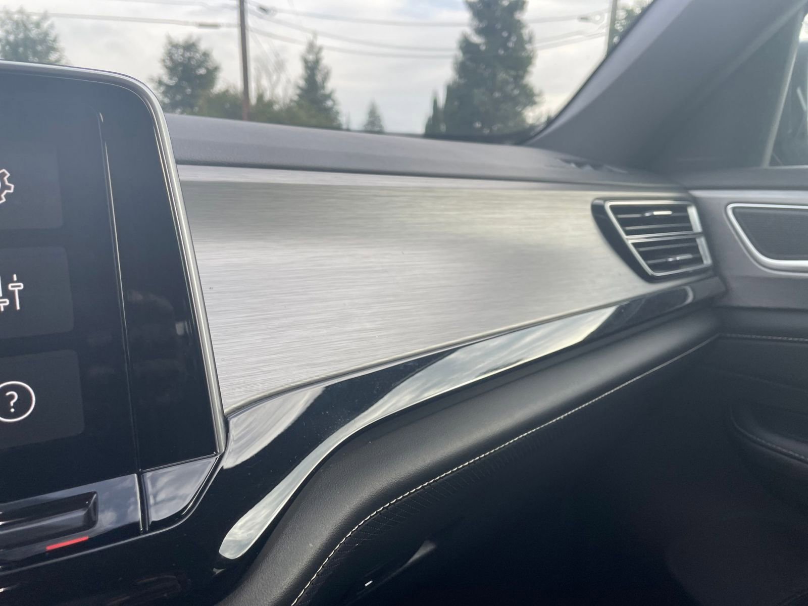 Thumbnail: 2025 Volkswagen Atlas - 30