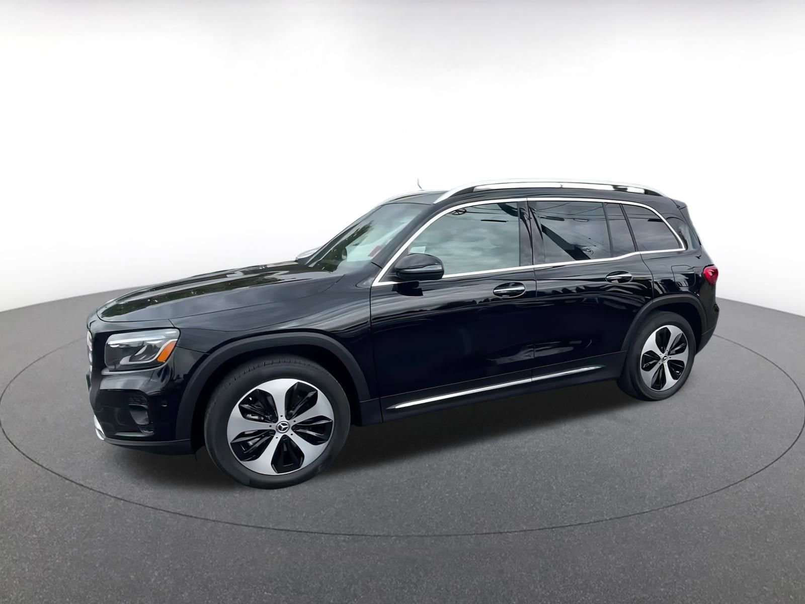 Thumbnail: 2024 Mercedes-Benz GLB - 8