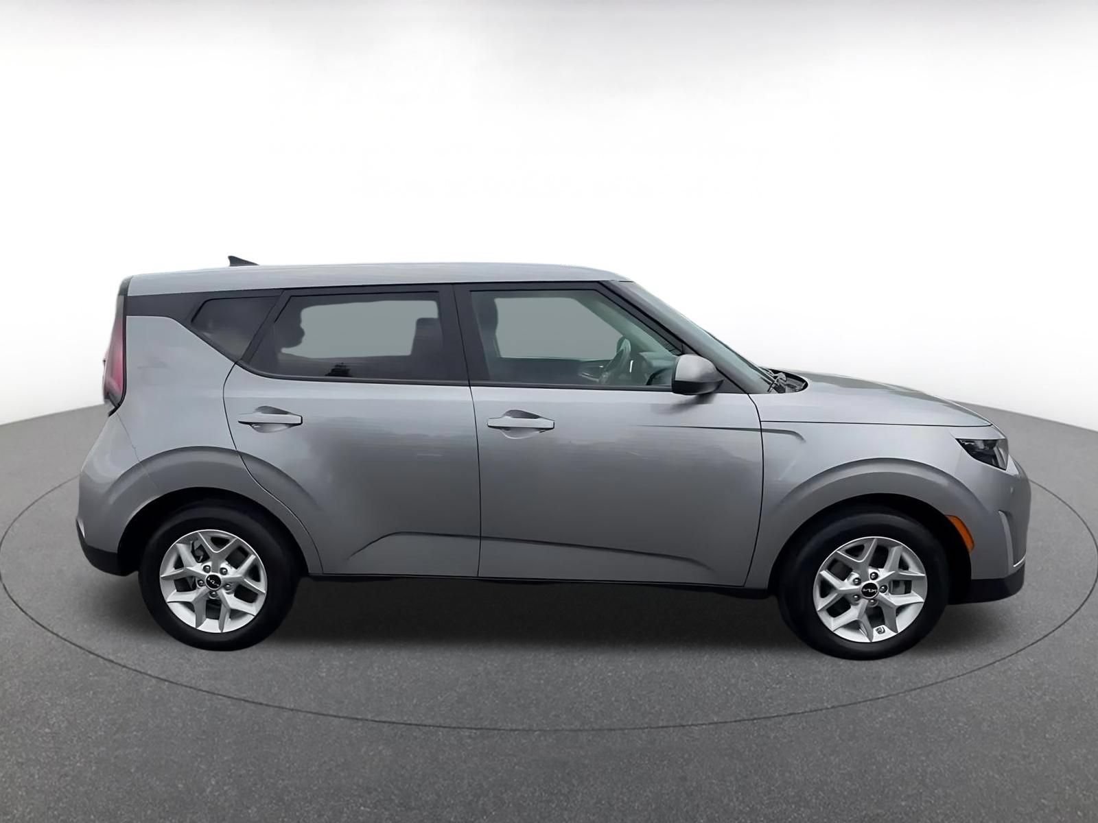Thumbnail: 2025 Kia Soul - 16