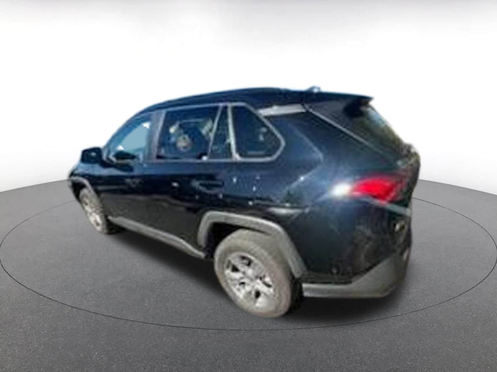 Thumbnail: 2025 Toyota RAV4 - 3