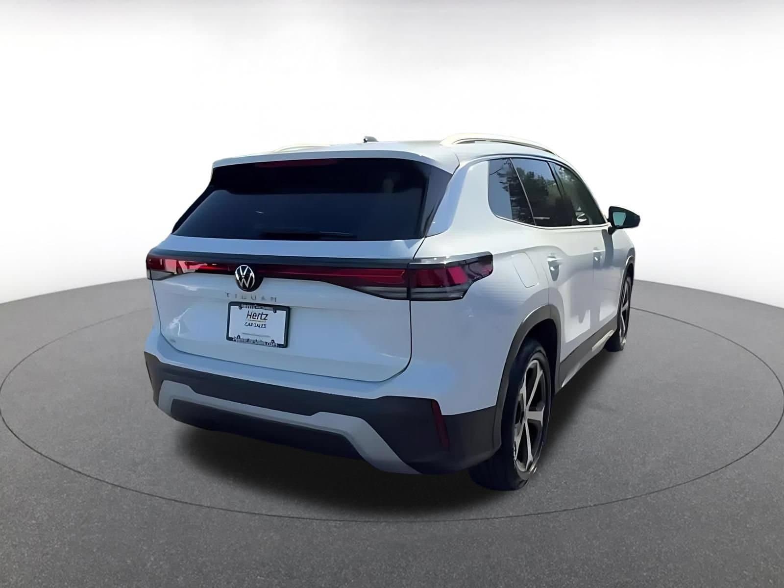 Thumbnail: 2026 Volkswagen Tiguan - 14