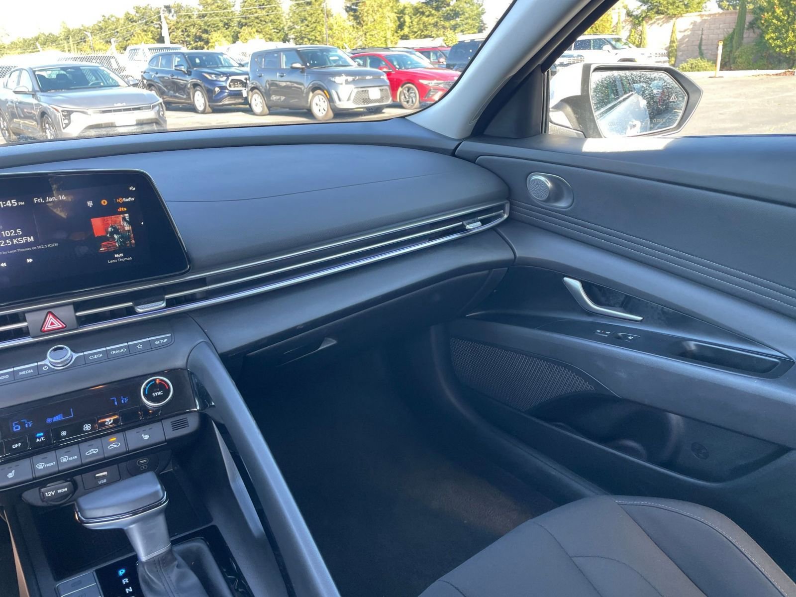 Thumbnail: 2025 Hyundai Elantra - 35