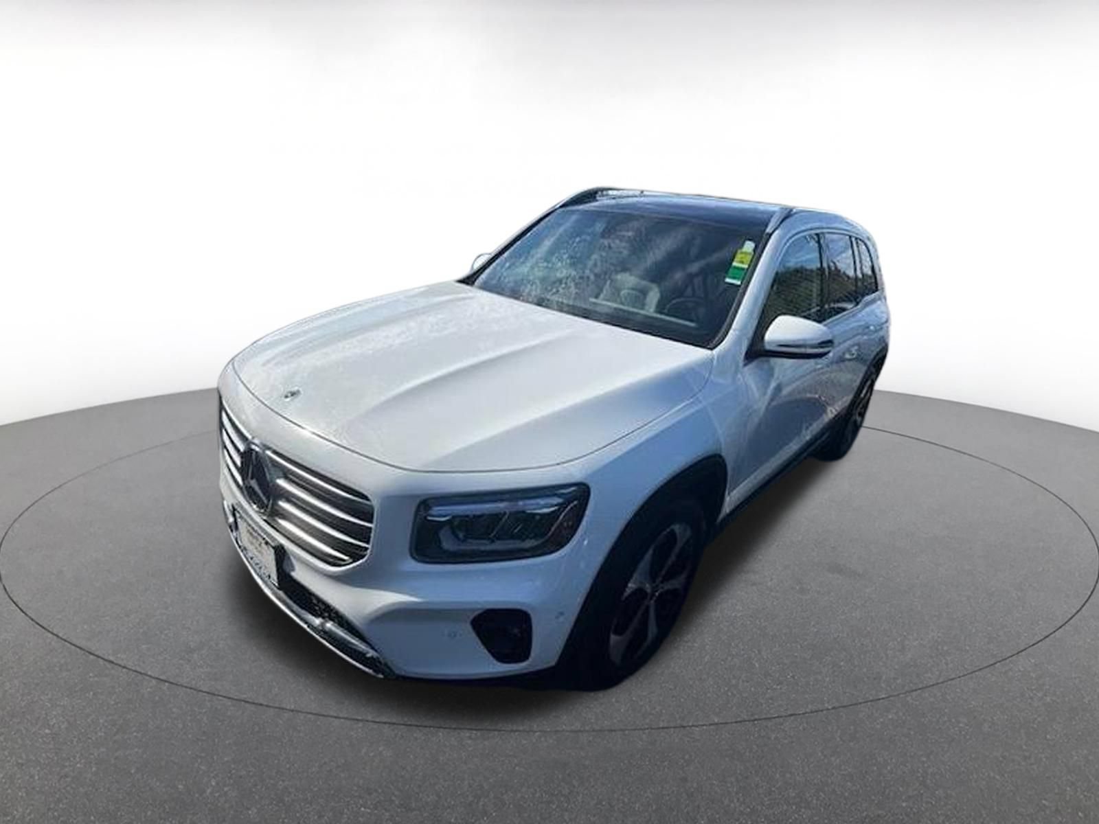Thumbnail: 2025 Mercedes-Benz GLB - 4