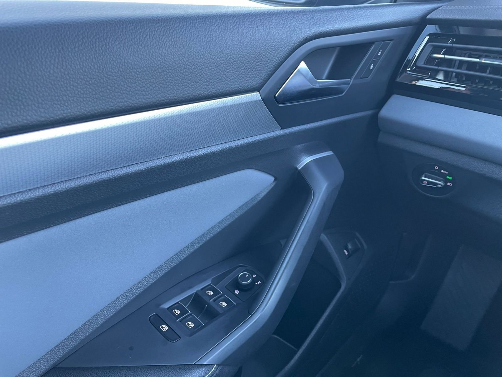 Thumbnail: 2025 Volkswagen Jetta - 20