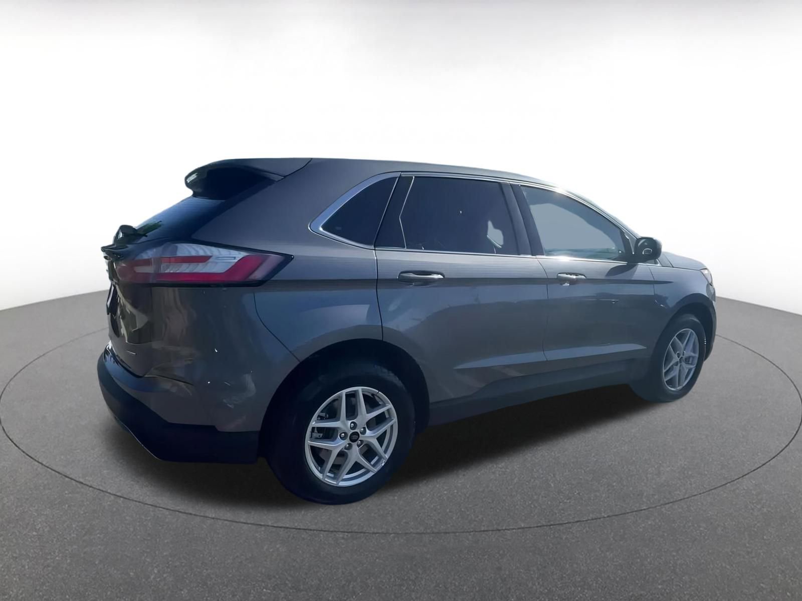 Thumbnail: 2024 Ford Edge - 15