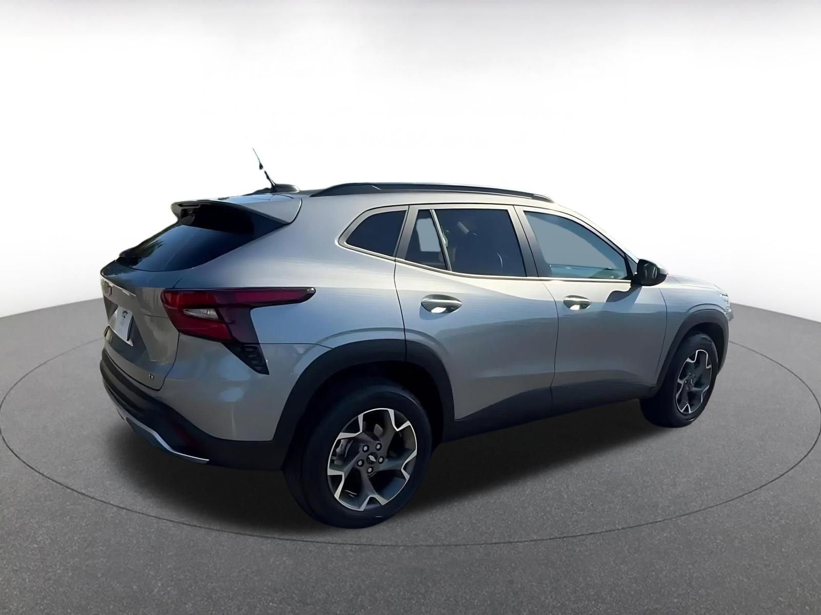 Thumbnail: 2025 Chevrolet Trax - 15