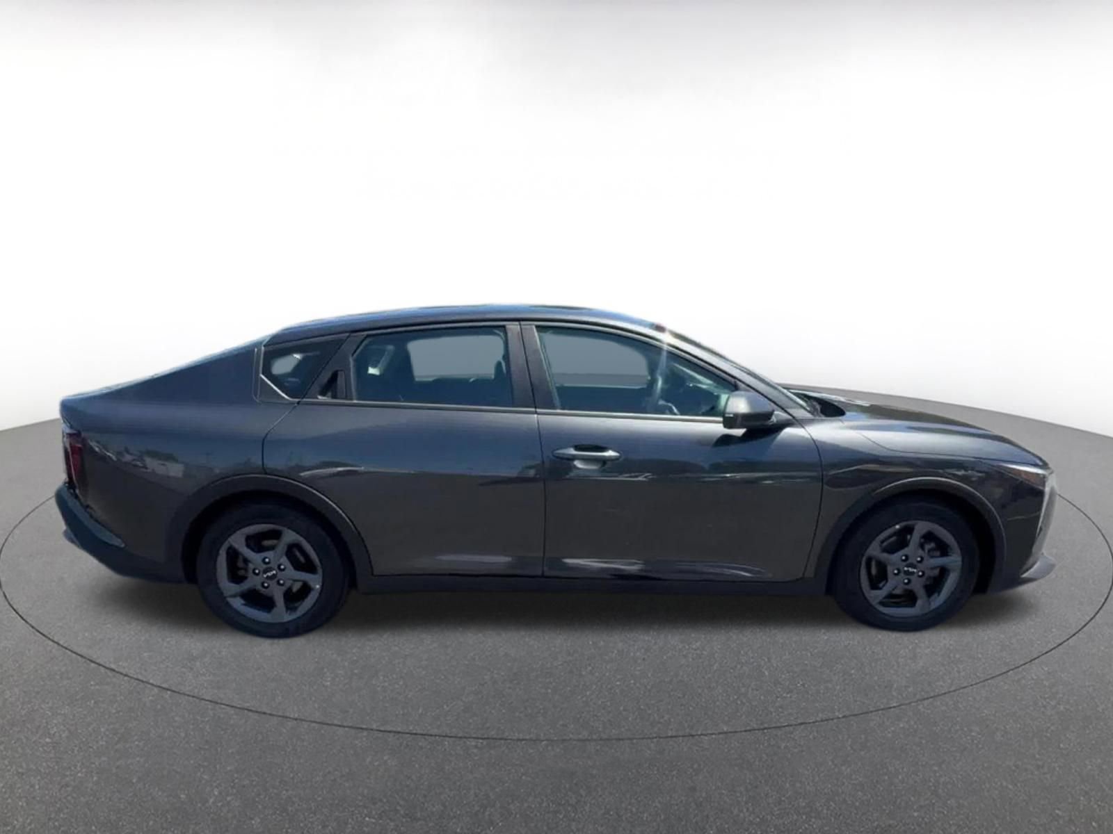 Thumbnail: 2025 Kia K4 - 16