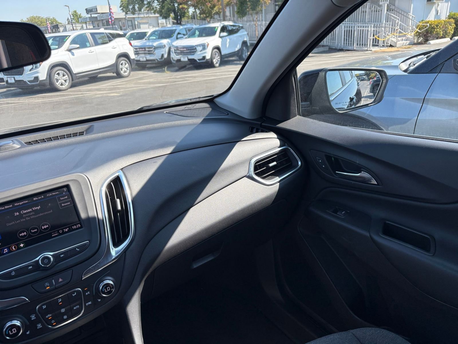 Thumbnail: 2024 Chevrolet Equinox - 29