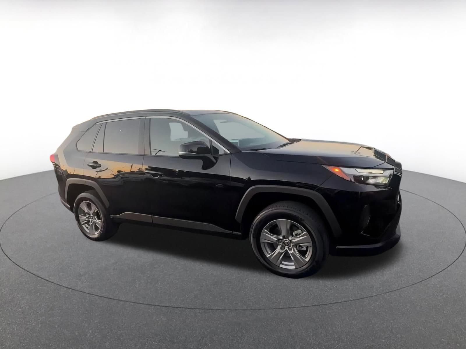 Thumbnail: 2025 Toyota RAV4 - 2