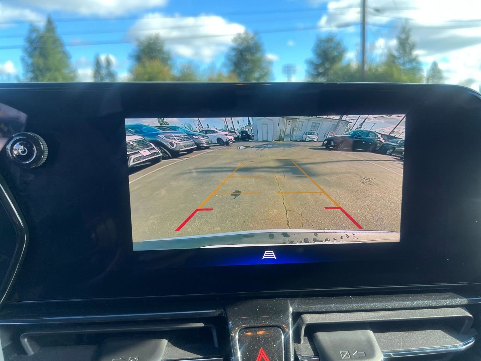 Thumbnail: 2025 Chevrolet TrailBlazer - 17