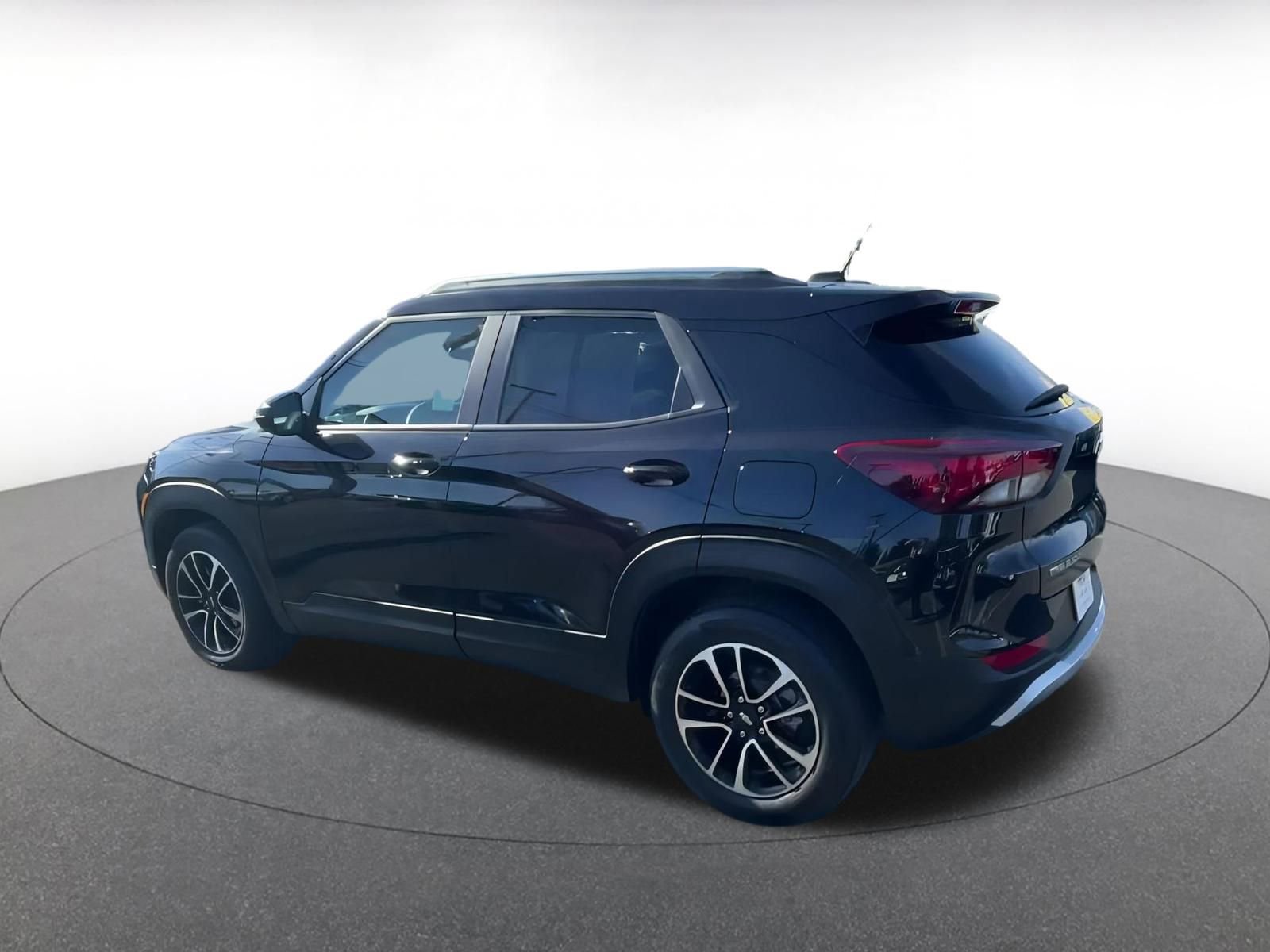 Thumbnail: 2025 Chevrolet TrailBlazer - 10