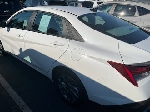 Thumbnail: 2026 Hyundai Elantra - 3