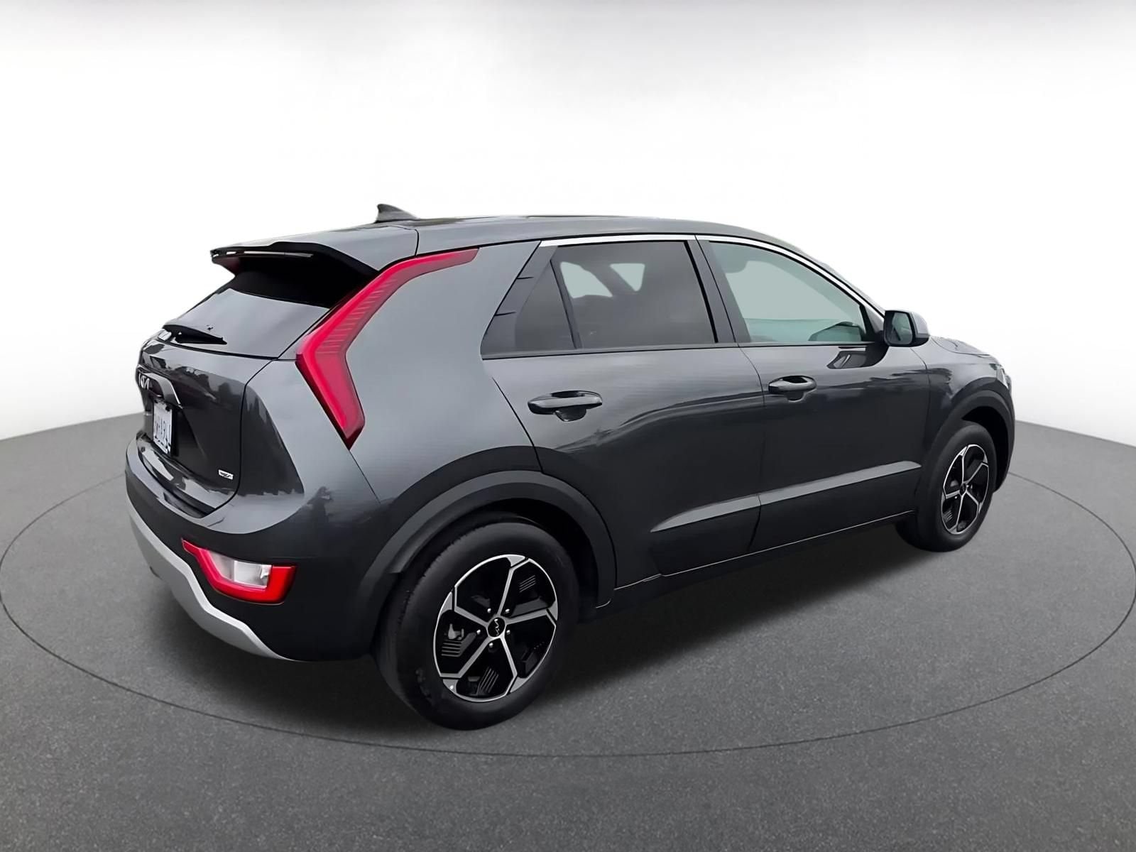 Thumbnail: 2026 Kia Niro - 15