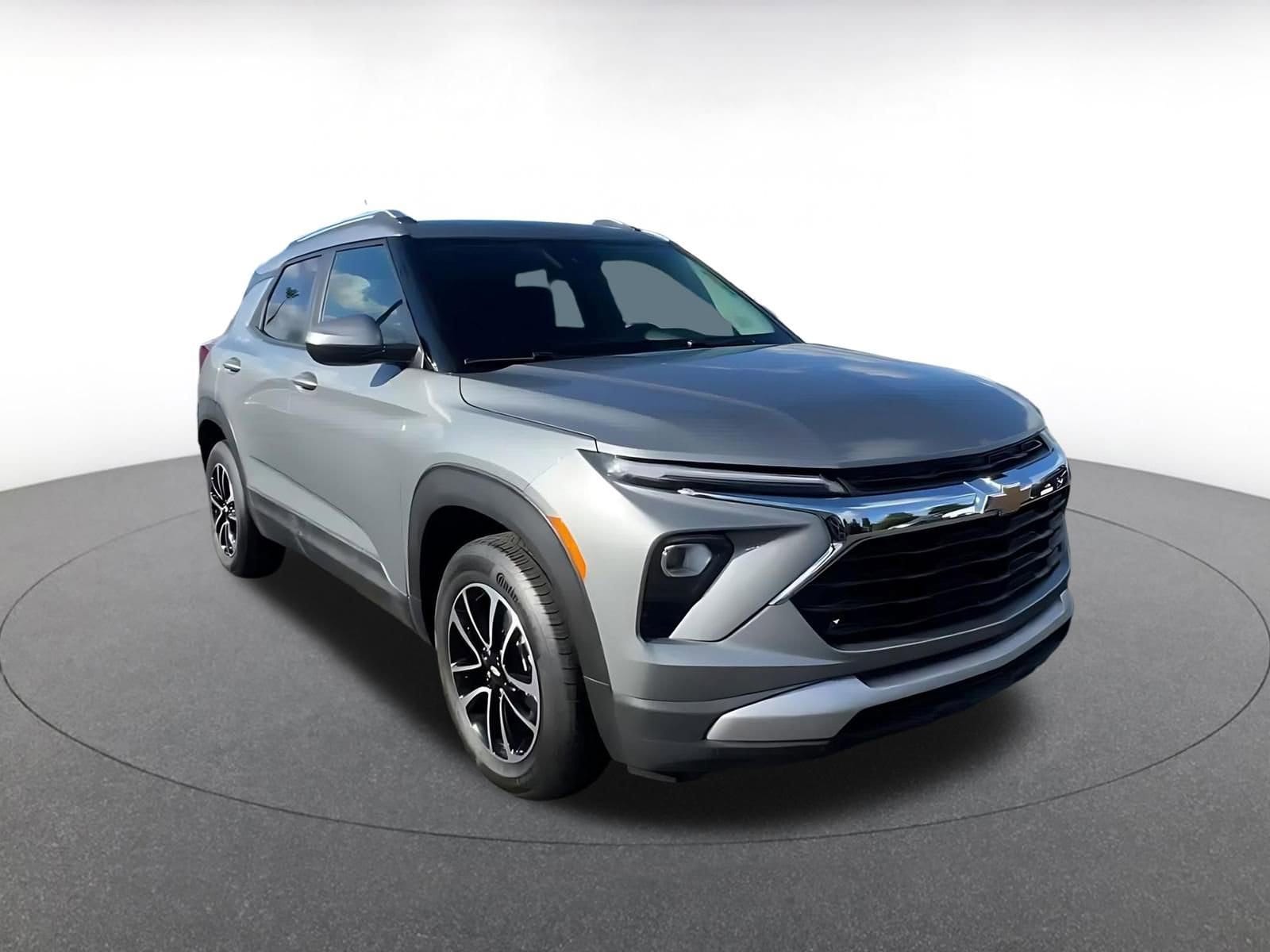 Thumbnail: 2025 Chevrolet TrailBlazer - 3