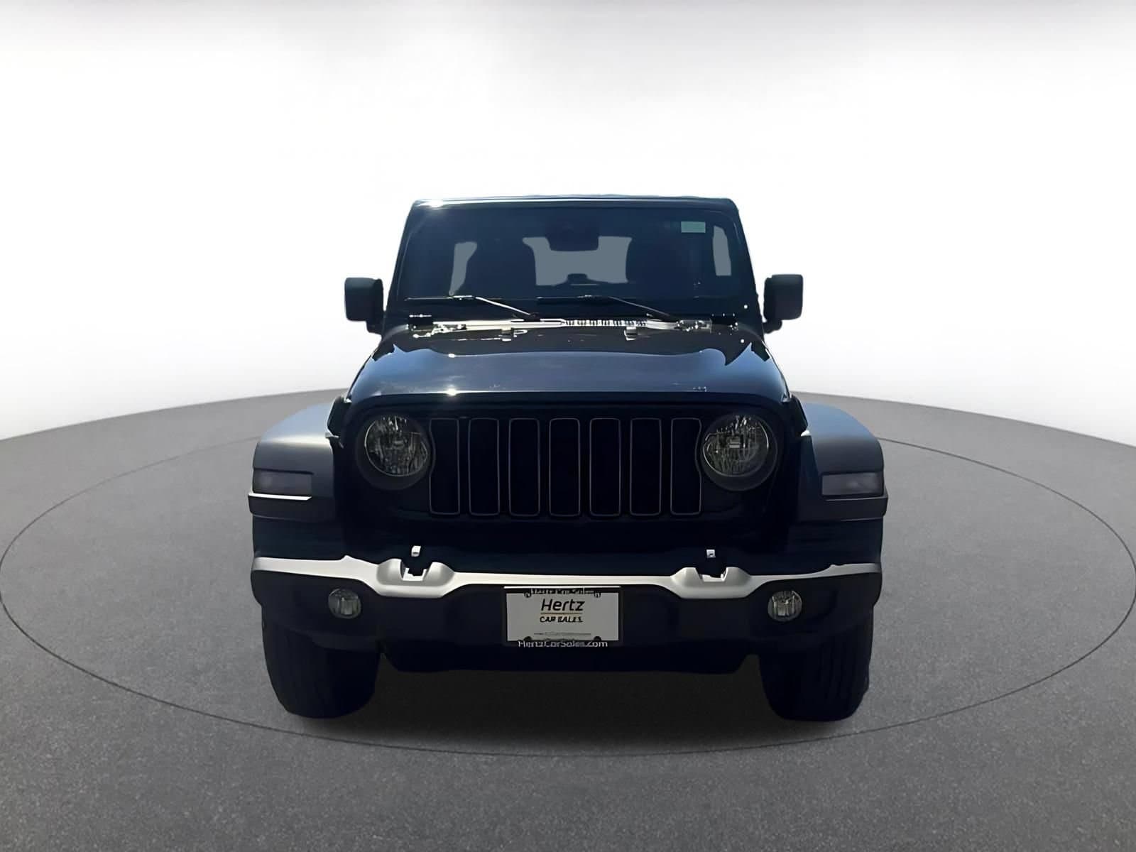 Thumbnail: 2025 Jeep Wrangler - 4