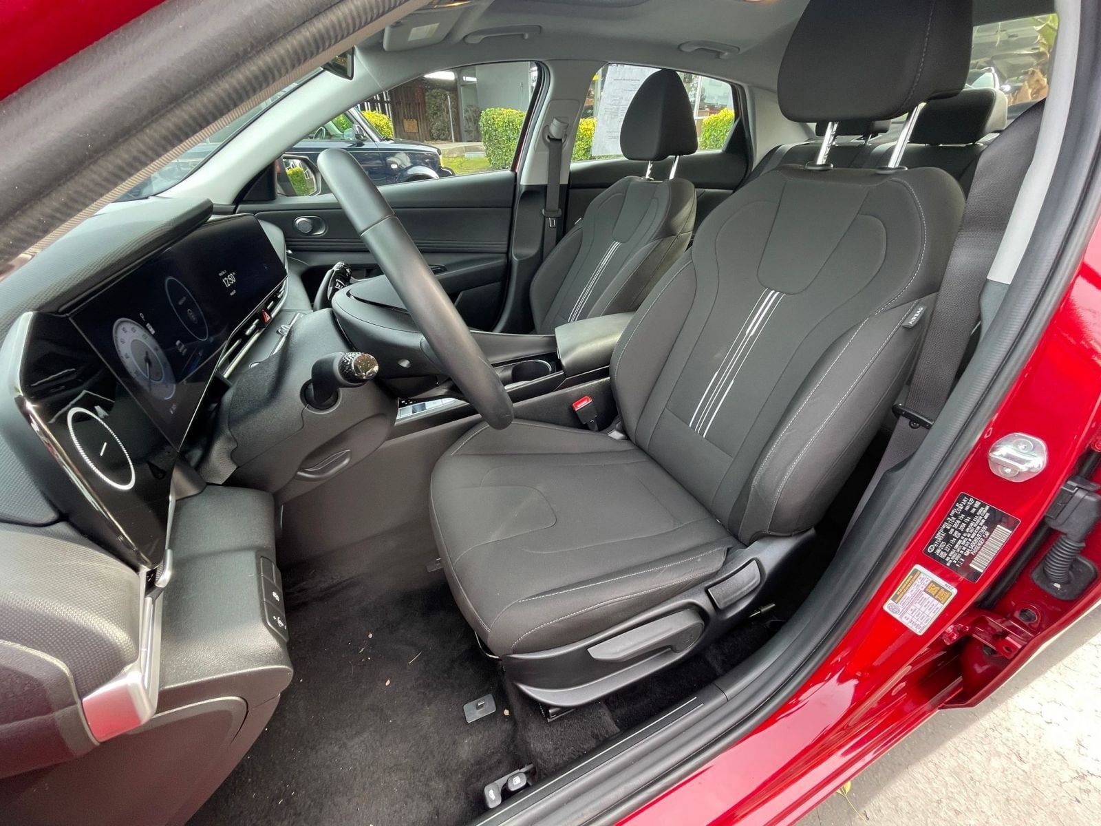 Thumbnail: 2025 Hyundai Elantra - 35