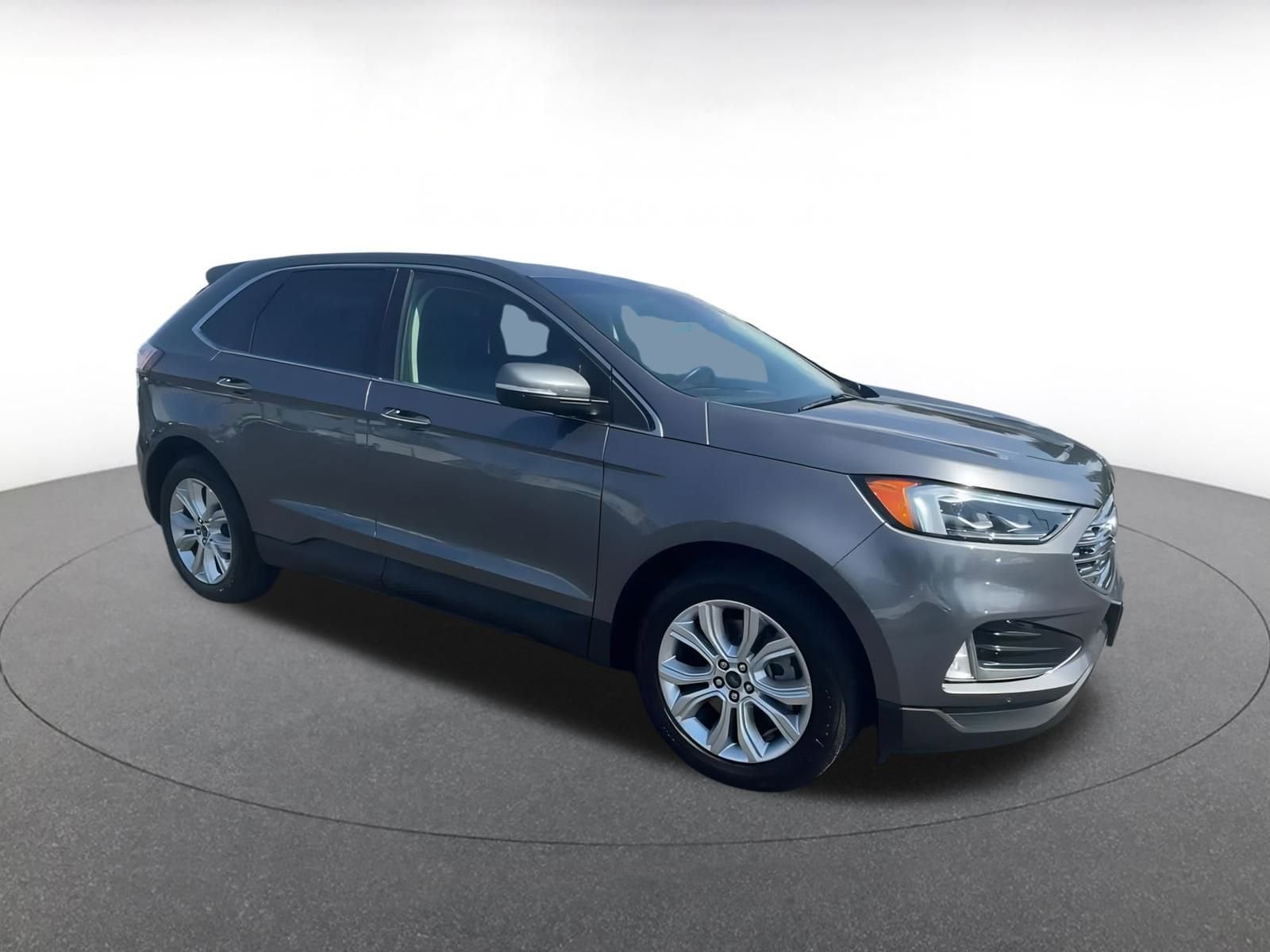 Thumbnail: 2022 Ford Edge - 2