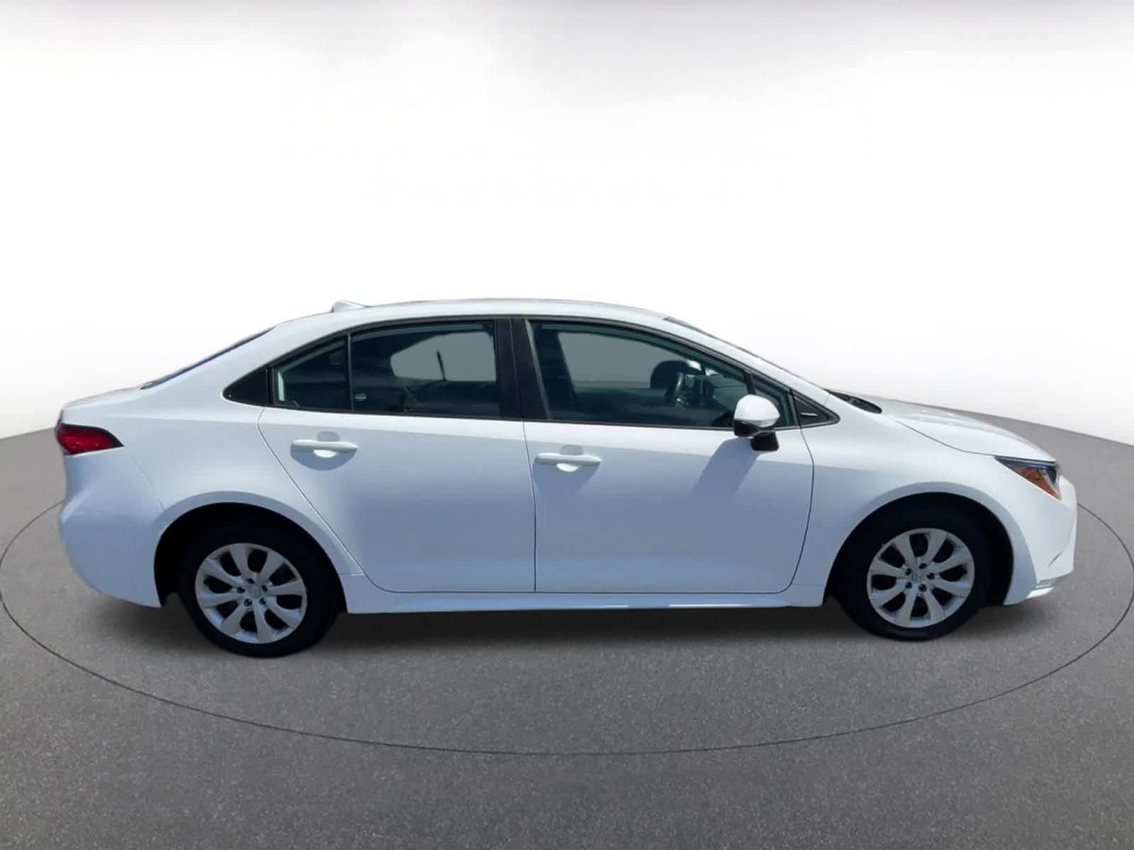 Thumbnail: 2024 Toyota Corolla - 16