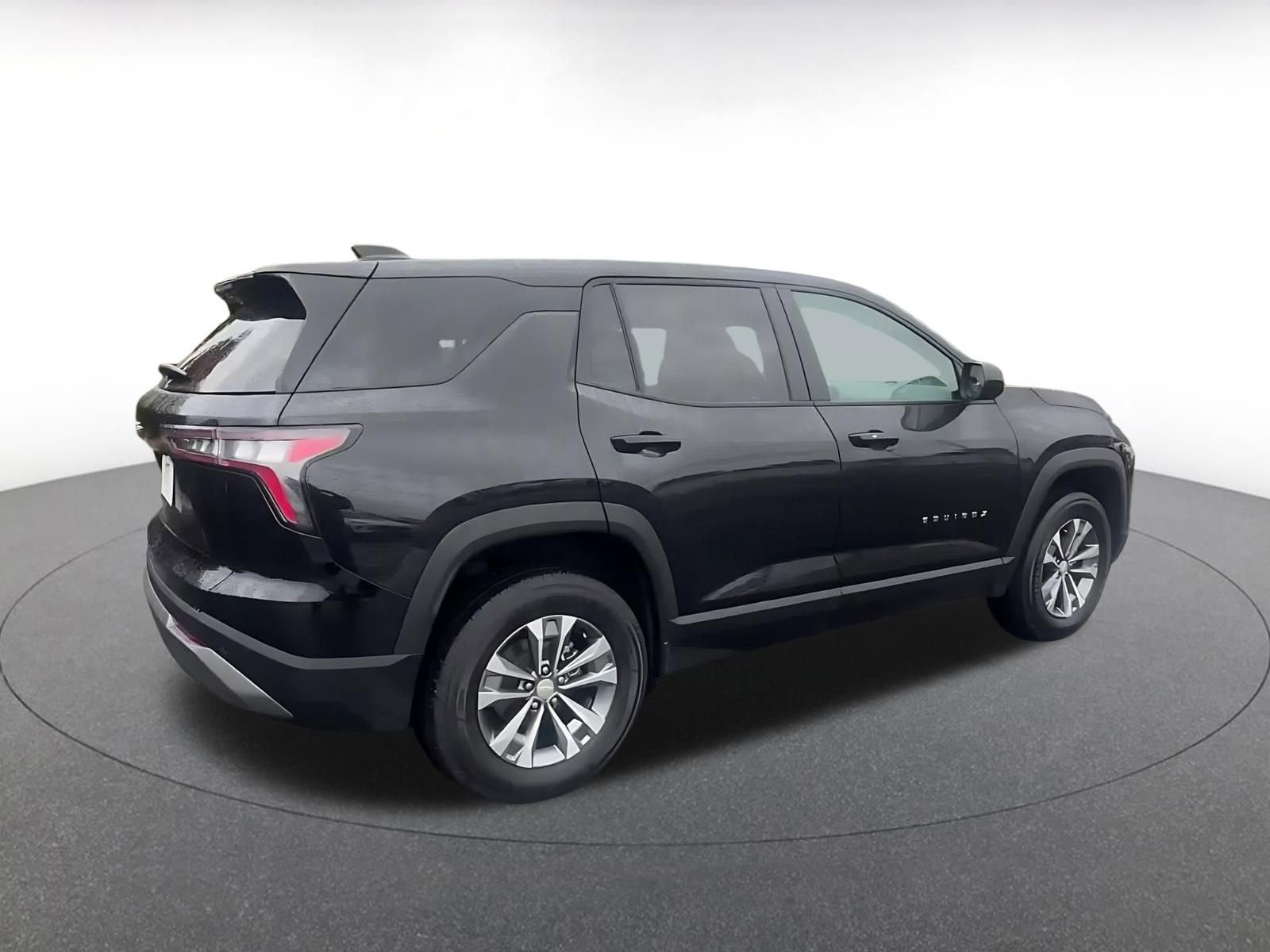 Thumbnail: 2025 Chevrolet Equinox - 15