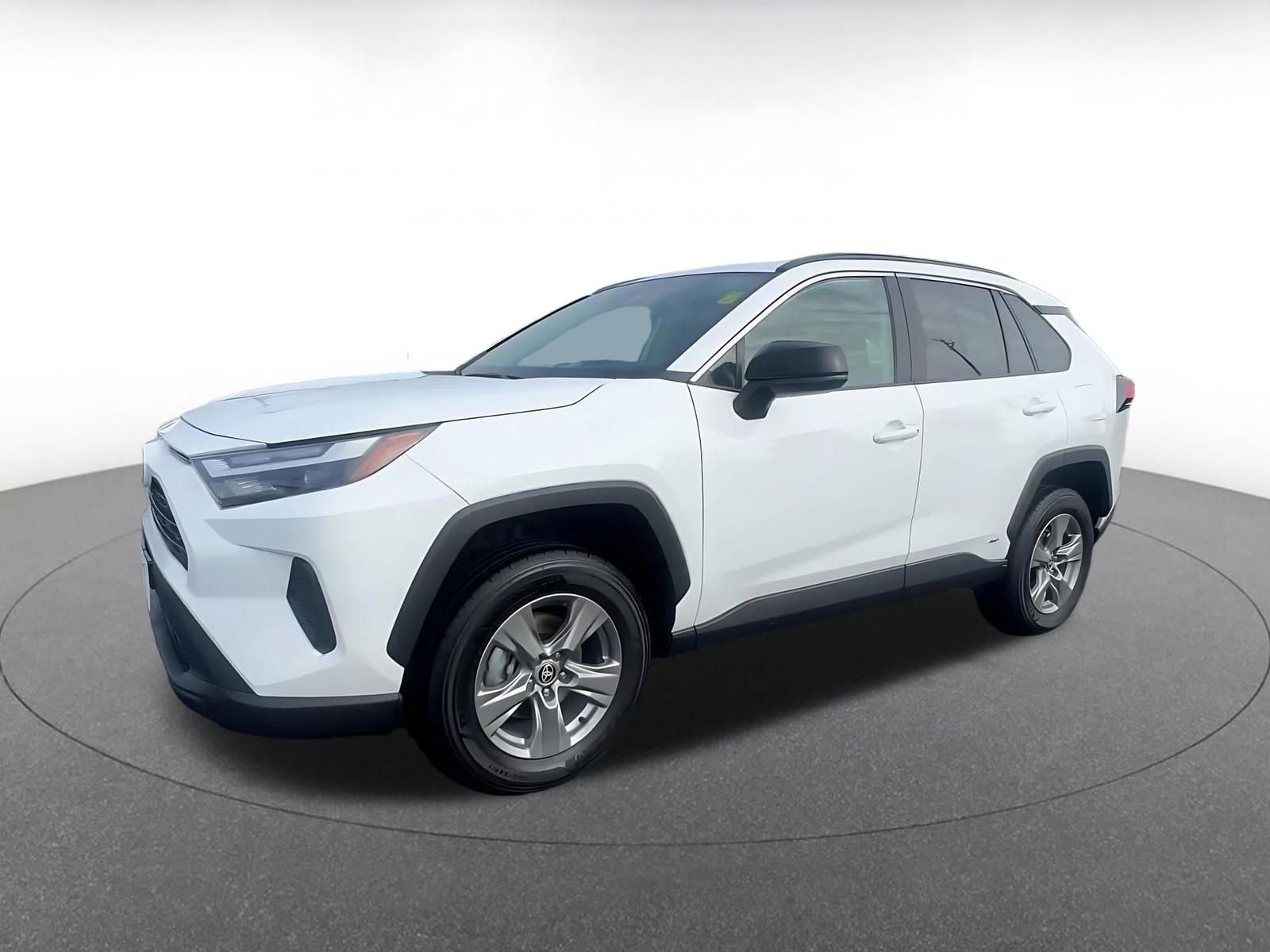 Thumbnail: 2025 Toyota RAV4 - 8