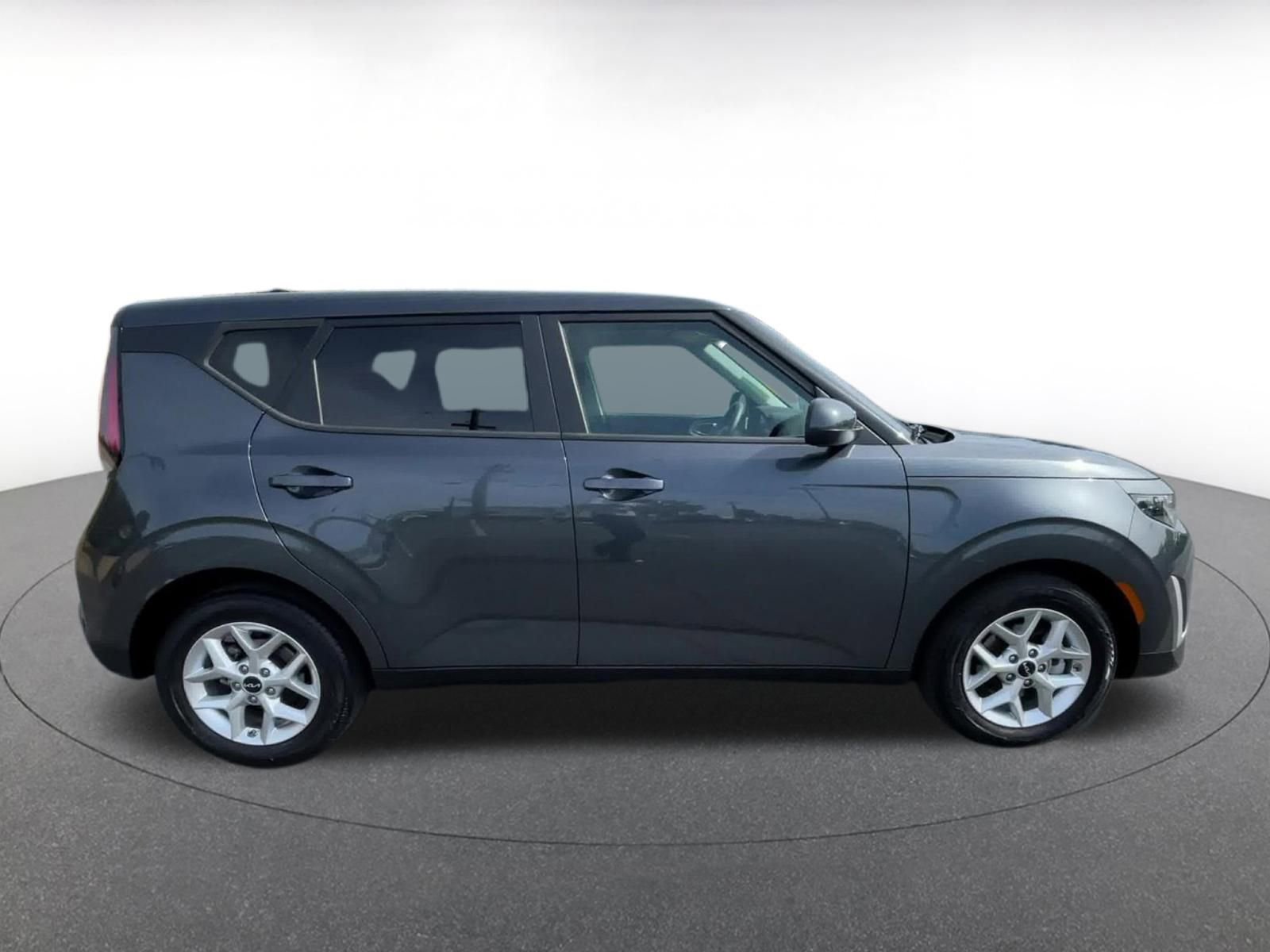 Thumbnail: 2024 Kia Soul - 16