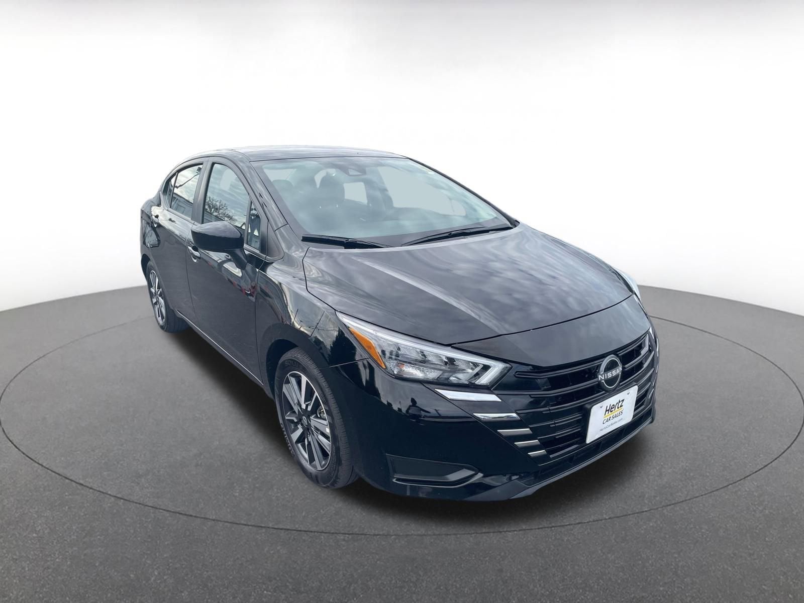 2025 Nissan Versa Sedan SV