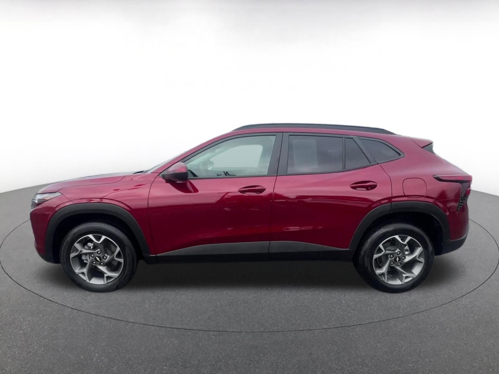 Thumbnail: 2025 Chevrolet Trax - 9