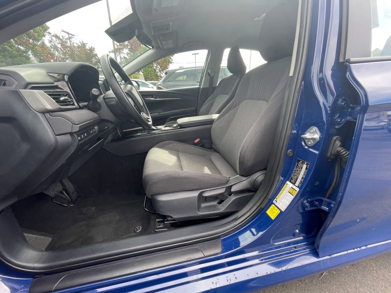 Thumbnail: 2025 Toyota Camry - 30