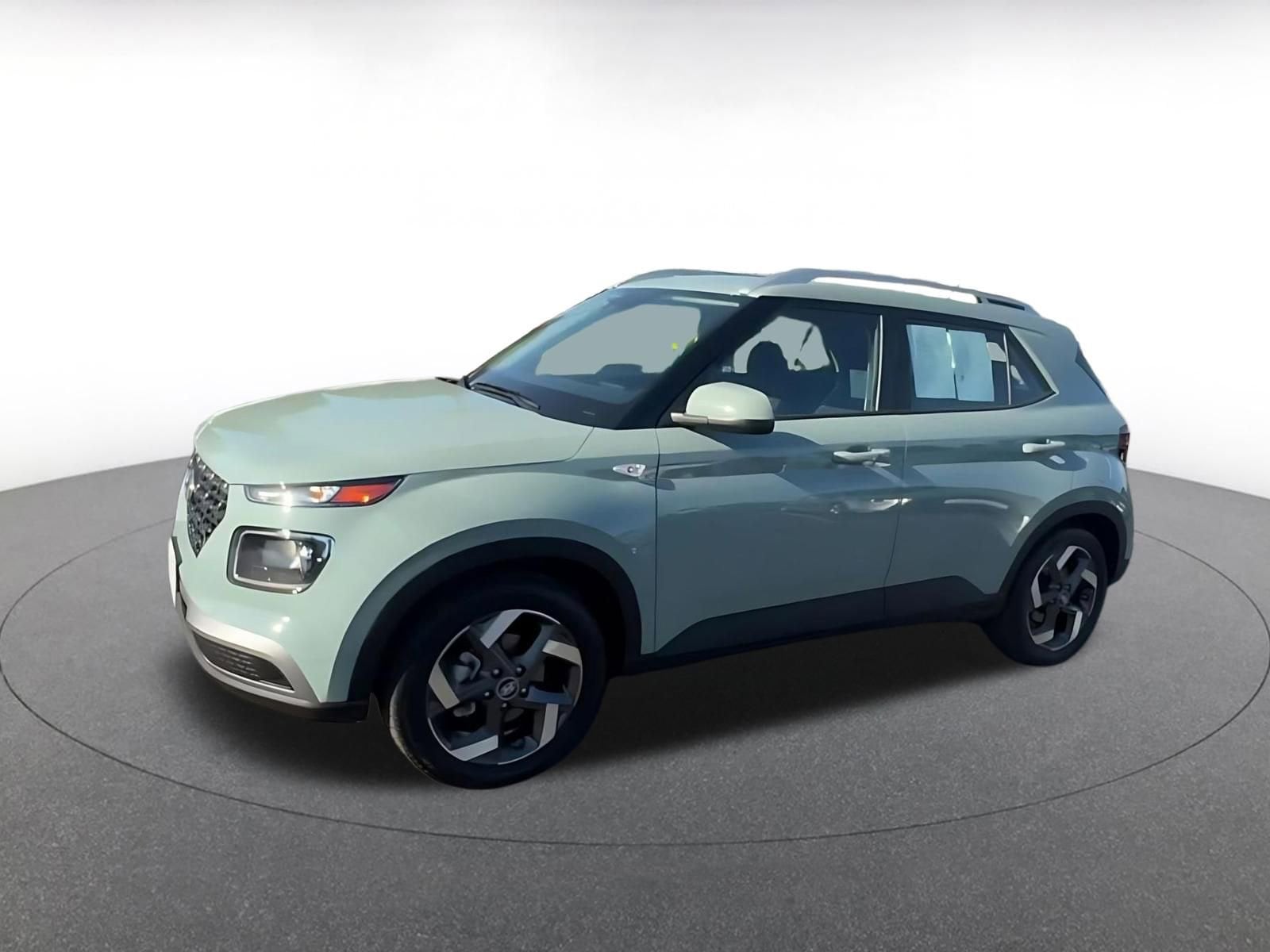 Thumbnail: 2025 Hyundai Venue - 8