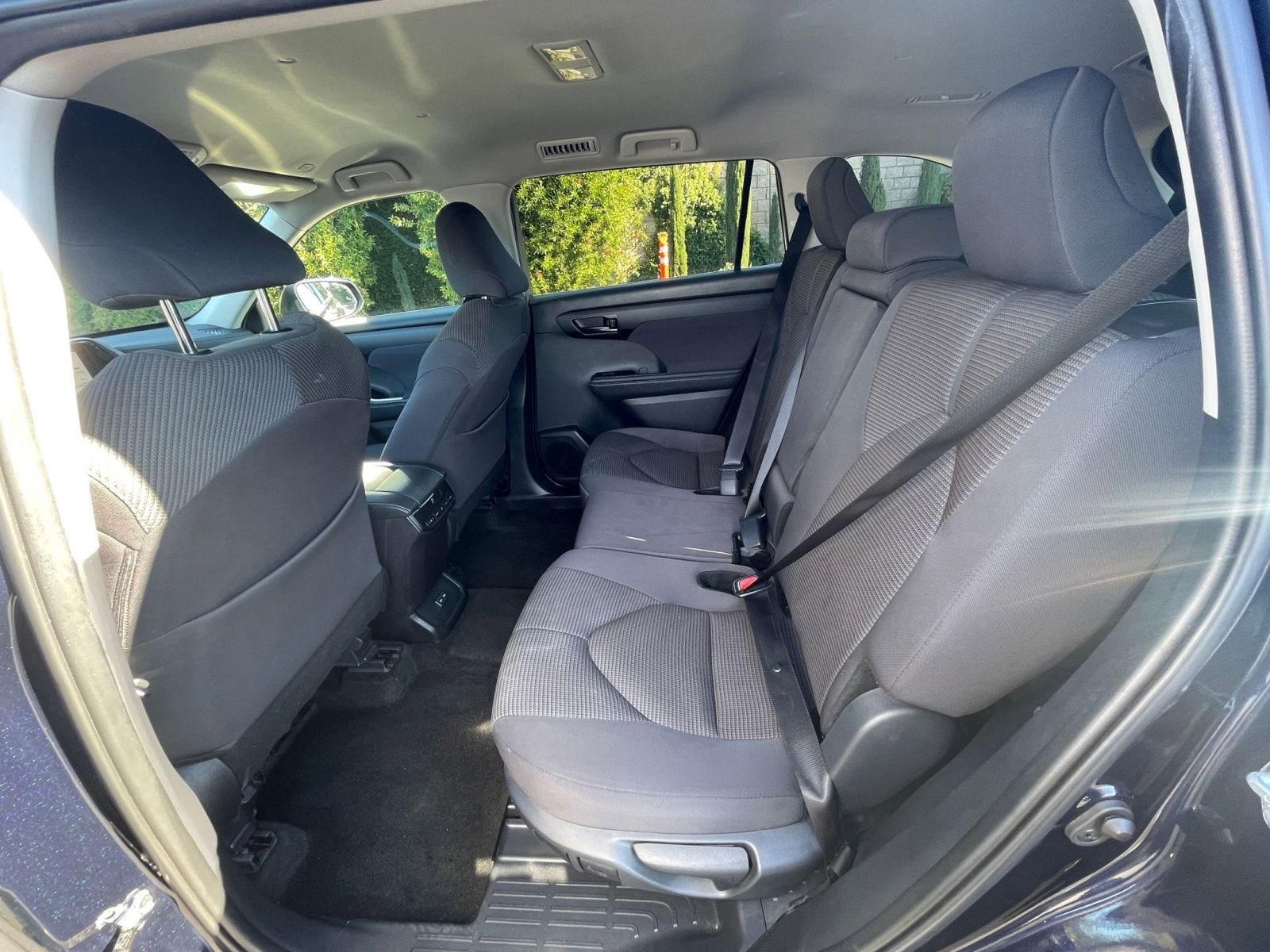 Thumbnail: 2025 Toyota Highlander - 28