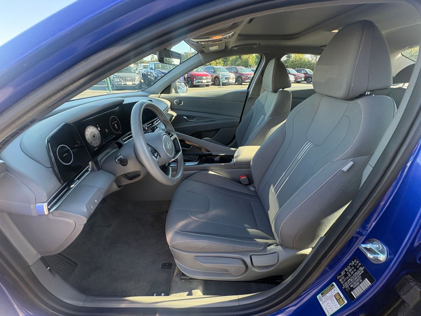 Thumbnail: 2025 Hyundai Elantra - 27