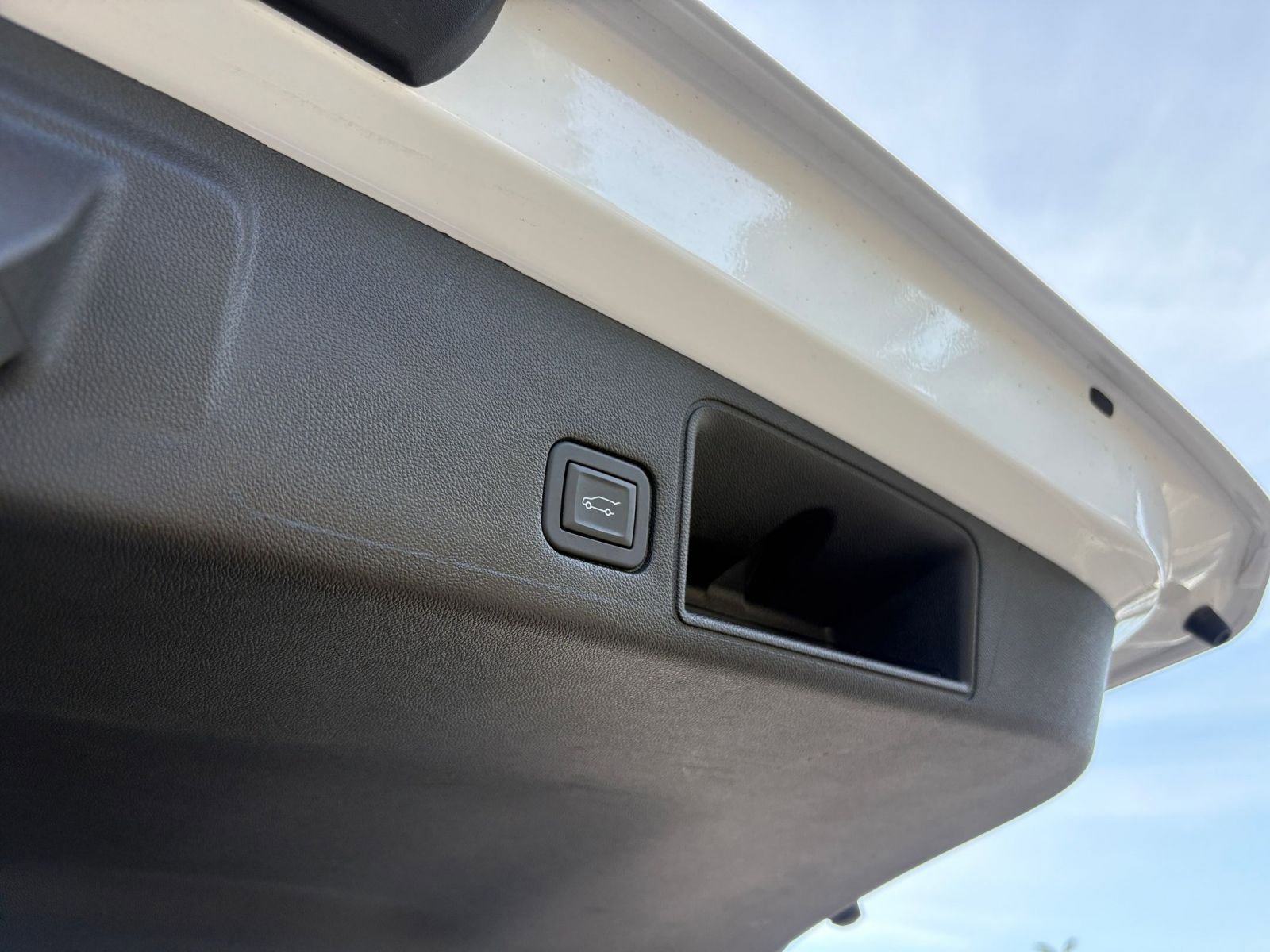 Thumbnail: 2024 GMC Terrain - 24
