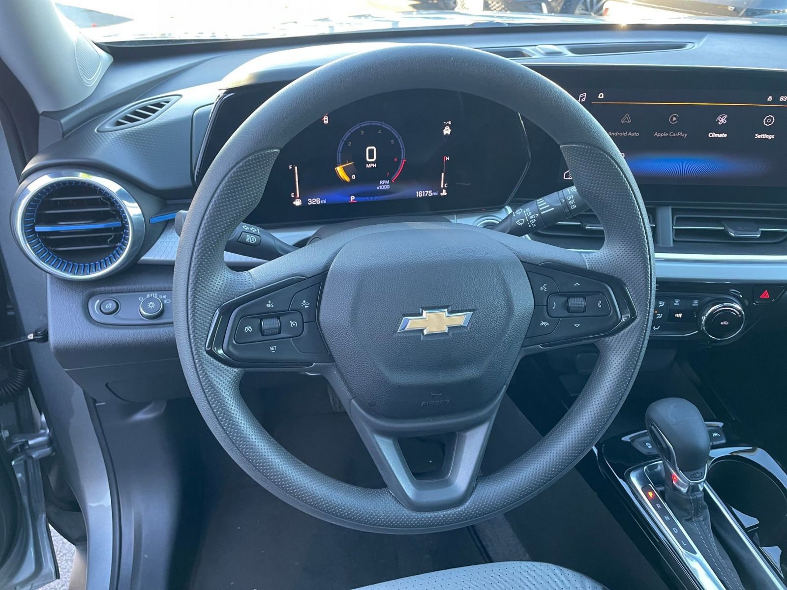 Thumbnail: 2025 Chevrolet Trax - 27