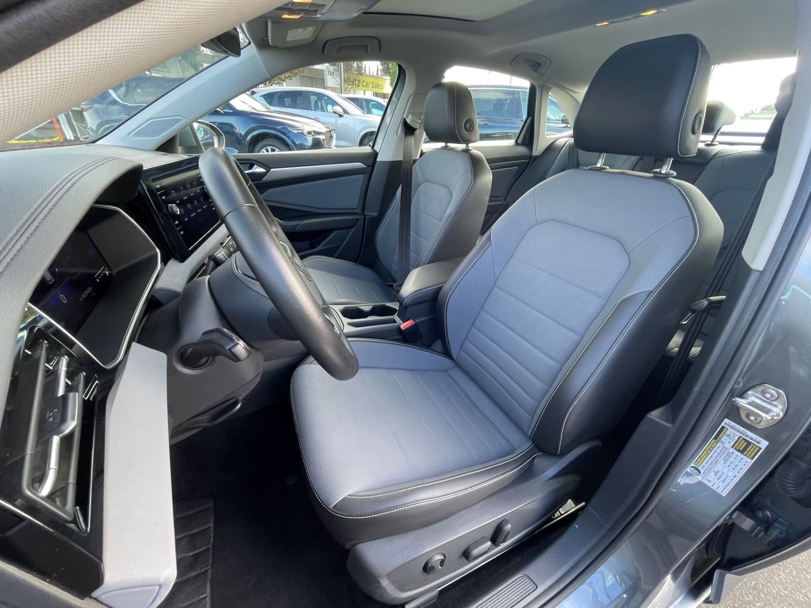 Thumbnail: 2025 Volkswagen Jetta - 30