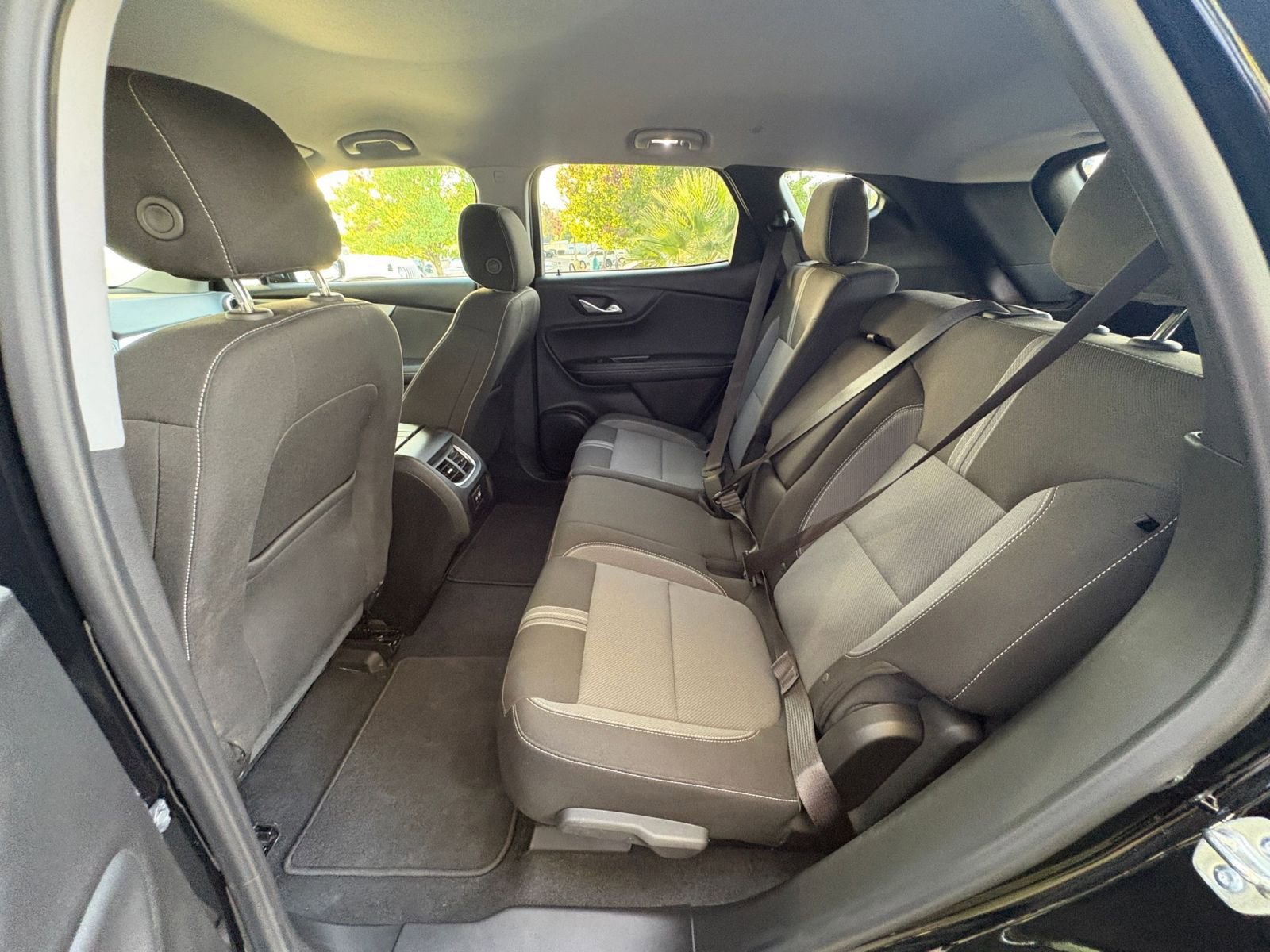 Thumbnail: 2025 Chevrolet Blazer - 25