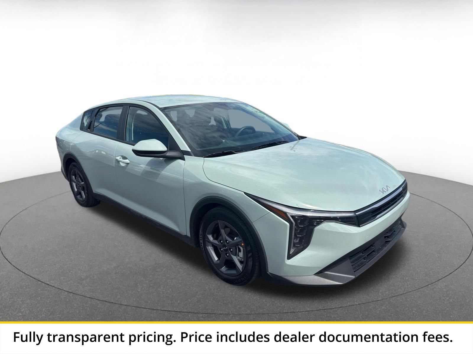 Thumbnail: 2026 Kia K4 - 1
