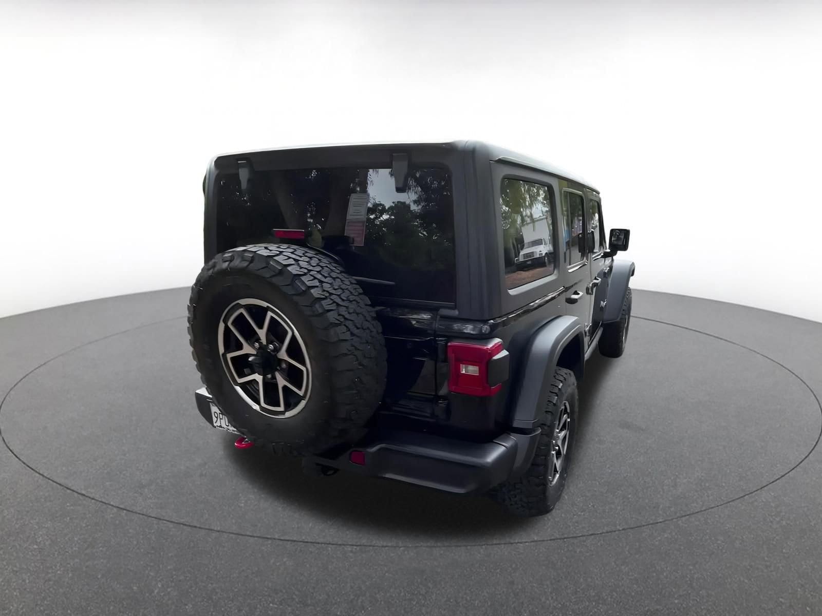 Thumbnail: 2025 Jeep Wrangler - 14