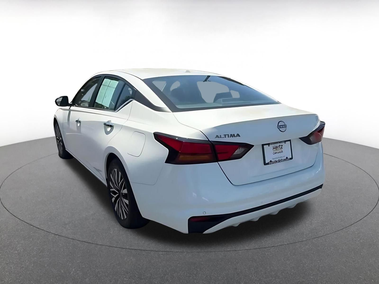 Thumbnail: 2025 Nissan Altima - 11