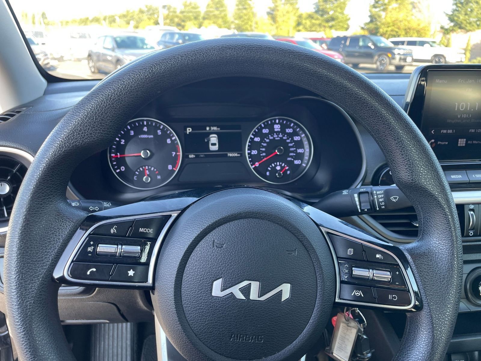 Thumbnail: 2023 Kia Forte - 25