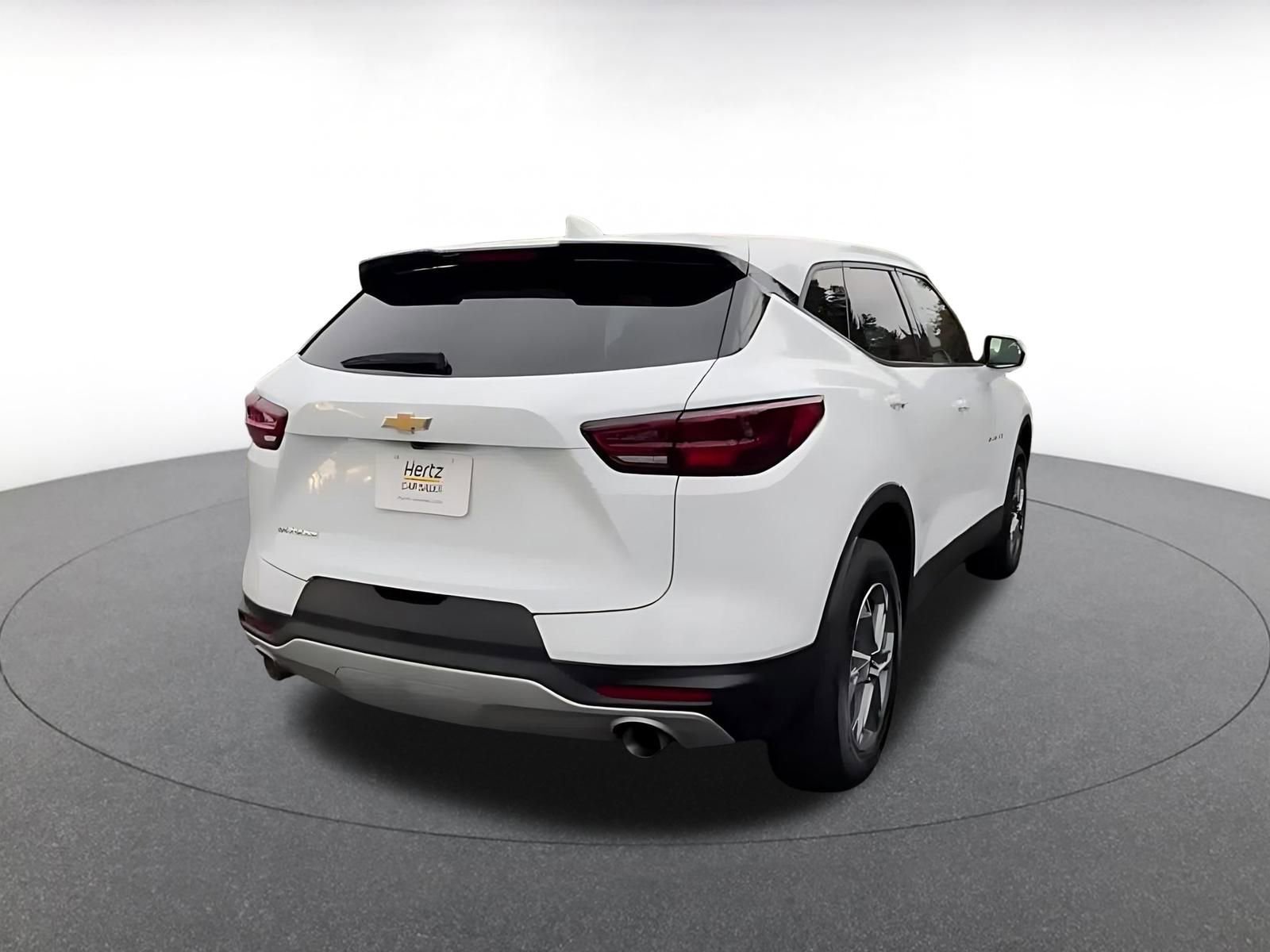 Thumbnail: 2025 Chevrolet Blazer - 14