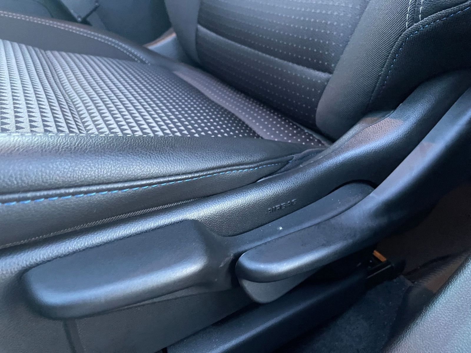 Thumbnail: 2025 Chevrolet Trax - 23